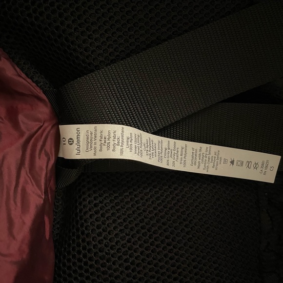 Lululemon Snow Warrior Parka Size 10 - Picture 3 of 8